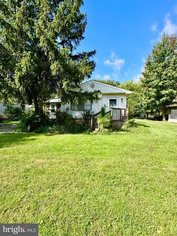 Photo of 17240 WATER VIEW DRIVE