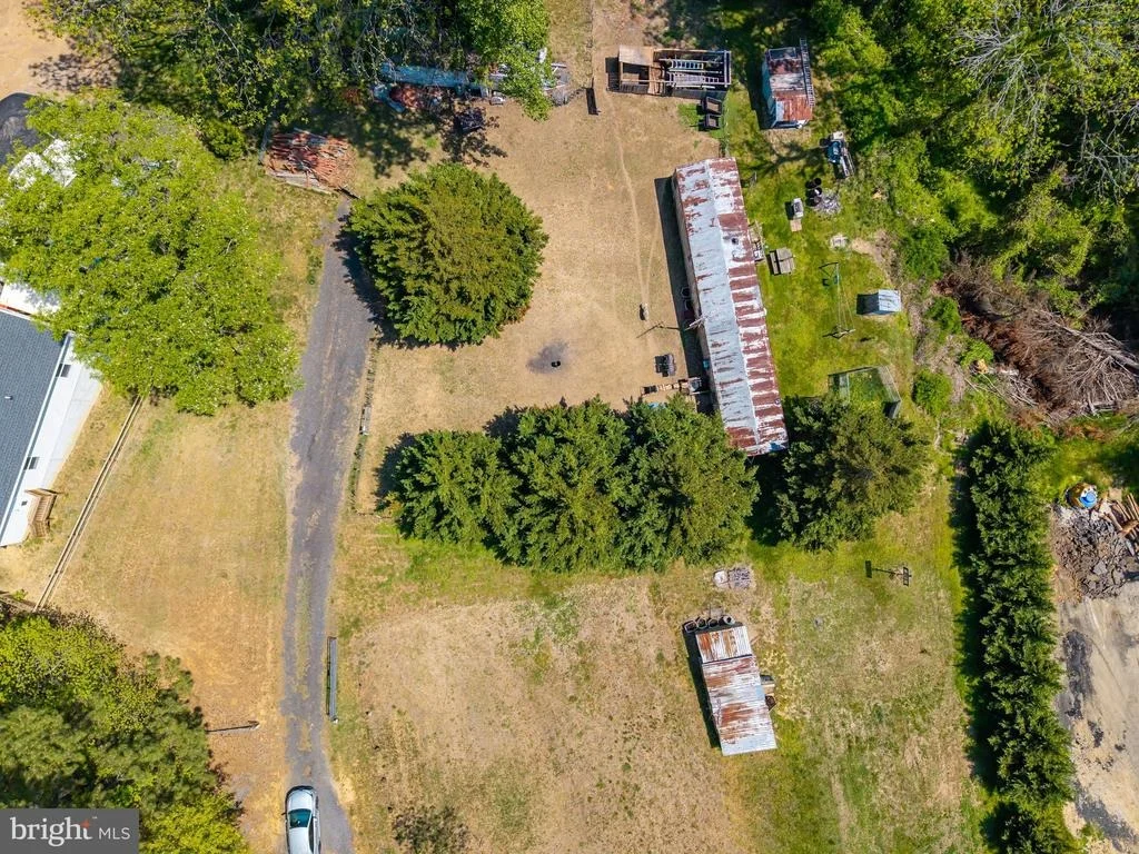 Photo of 735 CLAGGETT ROAD
