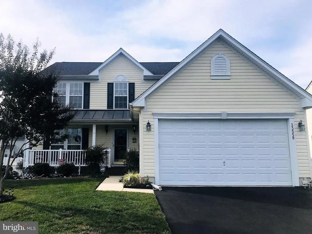 Photo of 33558 MYSTIC LANE