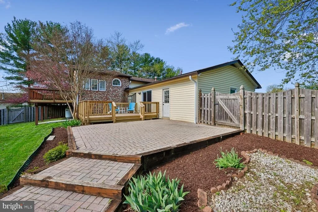 Photo of 7993 PLEASANT COURT