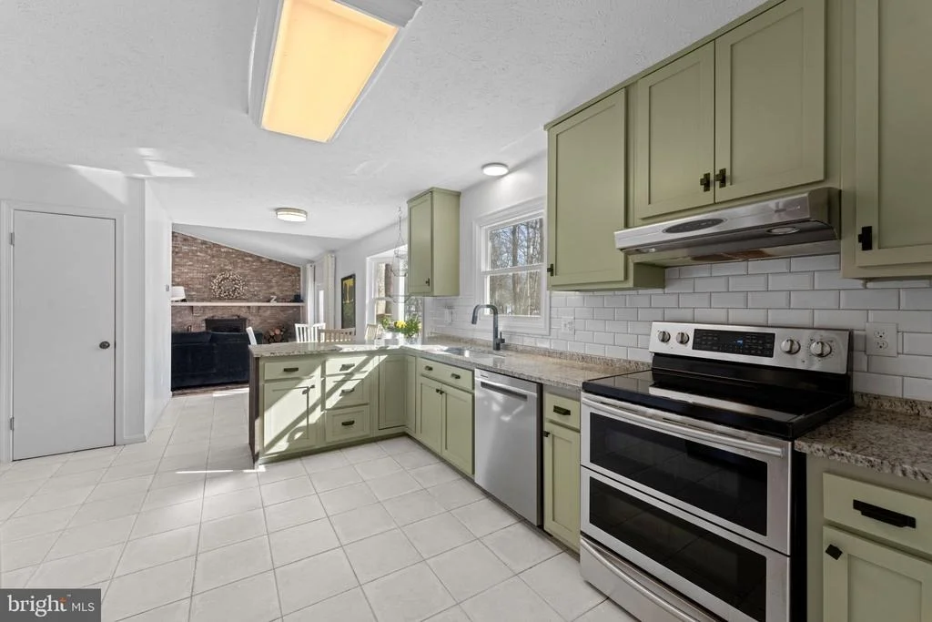 Photo of 6099 RIVER FOREST DRIVE