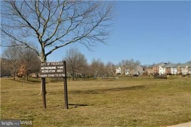 Photo of Unit 1C at 2402 ELLSWORTH WAY