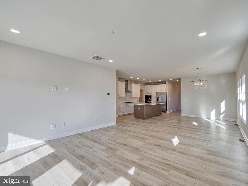 Photo of 33745 CATCHING COVE CT