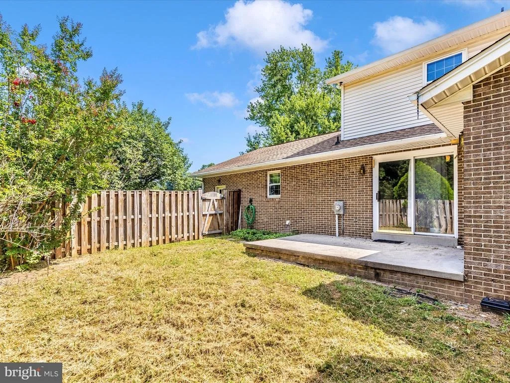 Photo of 8107 CLEARFIELD ROAD