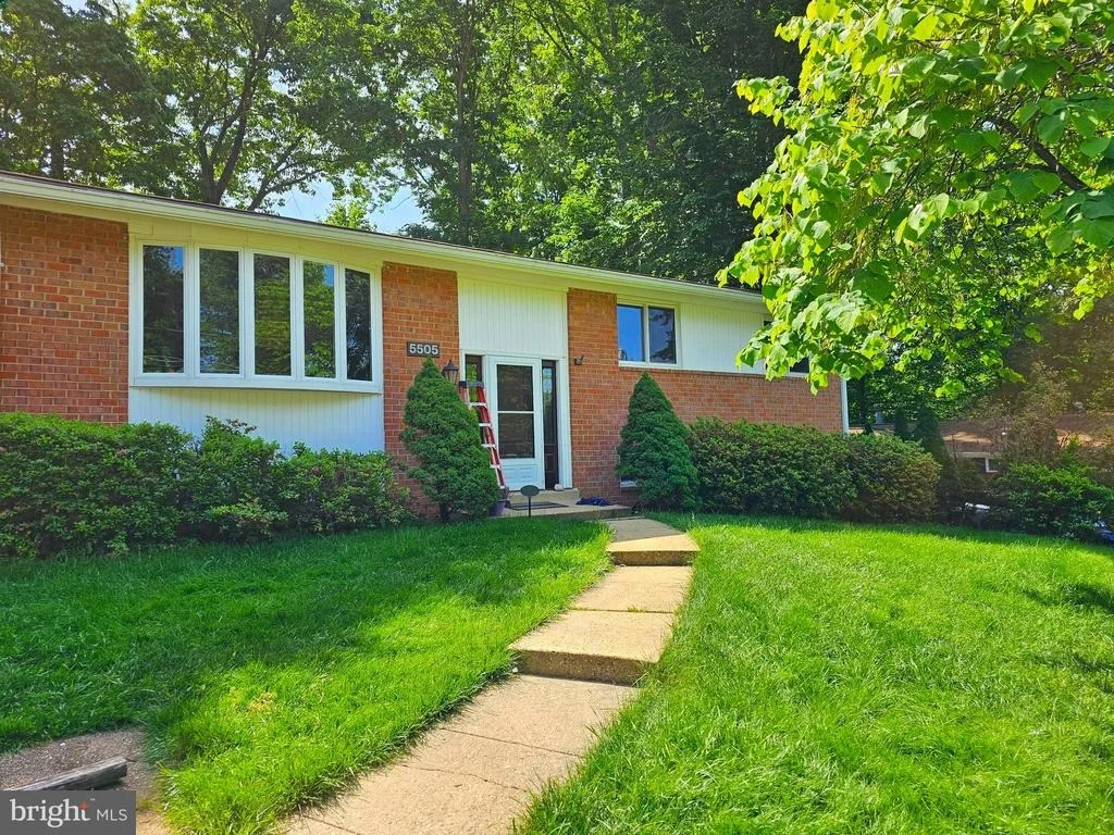 Photo of 5505 EASTBOURNE DRIVE