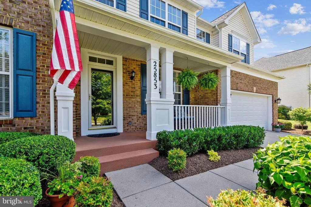 Photo of 25853 SPRING FARM CIRCLE
