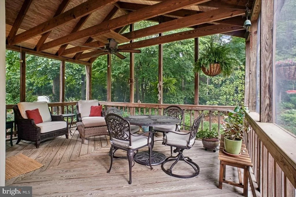Photo of 4915 SHADOW VALLEY DRIVE