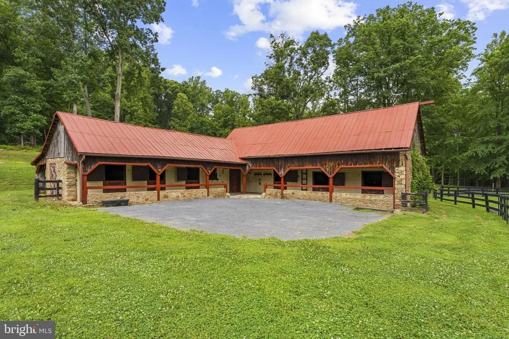 Photo of 6143 COON TREE ROAD