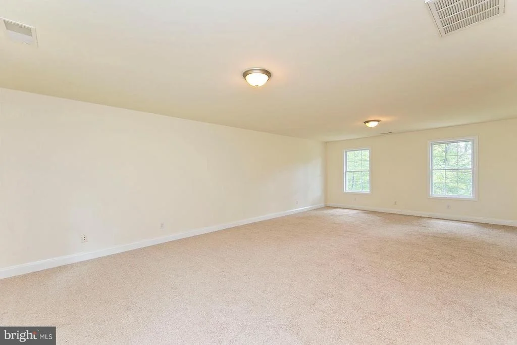 Photo of 401 BLUEBIRD TRL