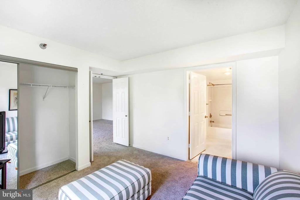 Photo of Unit 307 at 14805 PENNFIELD CIRCLE