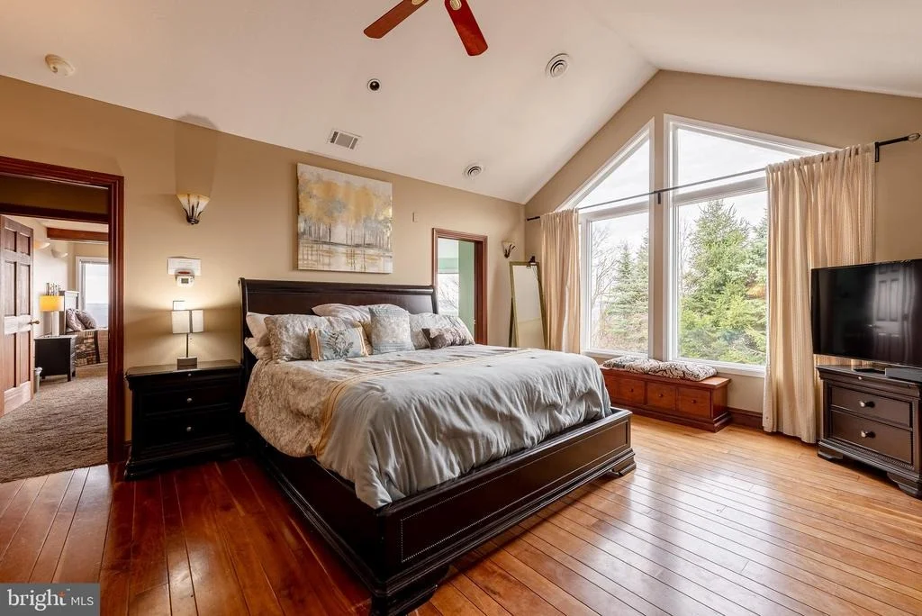 Photo of 1200 MOUNTAINVIEW DRIVE