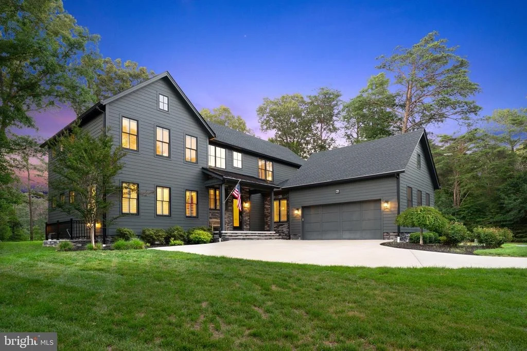 Photo of 22720 PERSIMMON LANE
