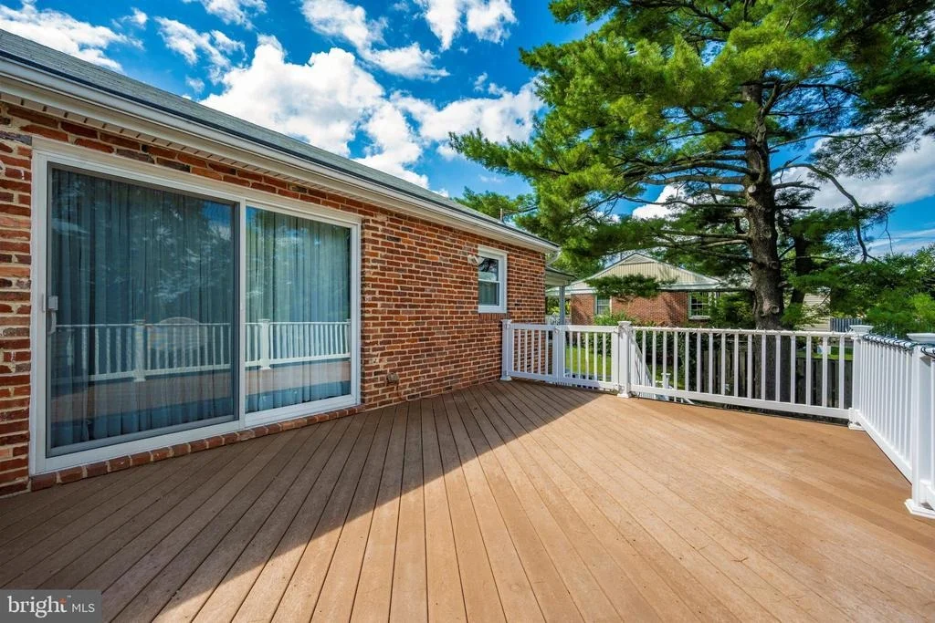 Photo of 25805 RIDGE ROAD