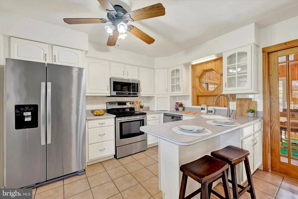 Photo of 5451 GLEN ARM ROAD