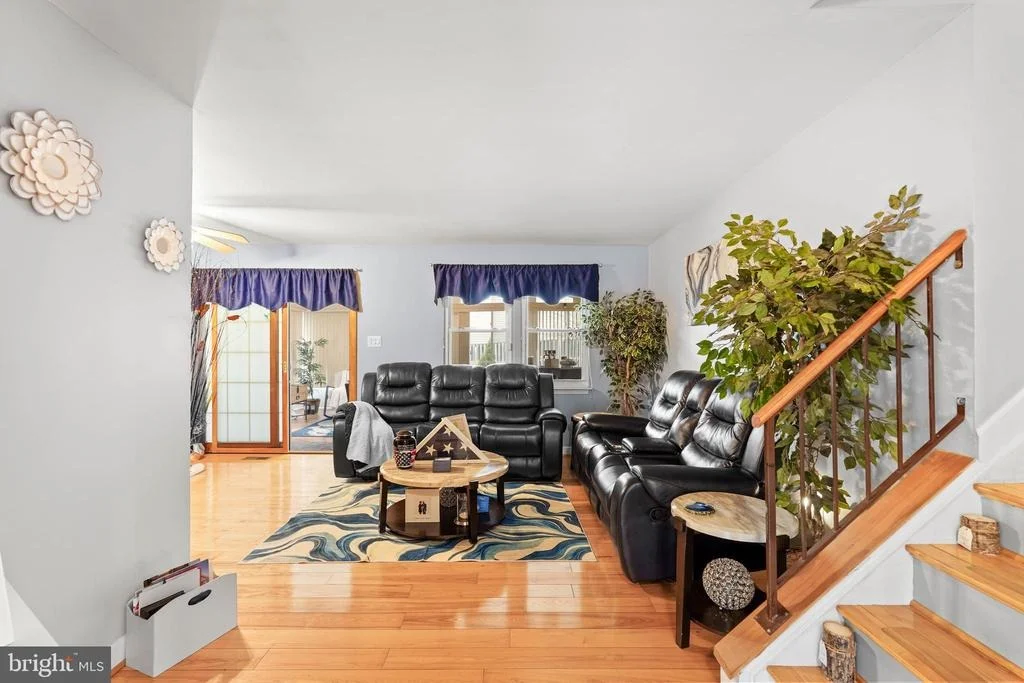 Photo of 5210 VIENNA DRIVE
