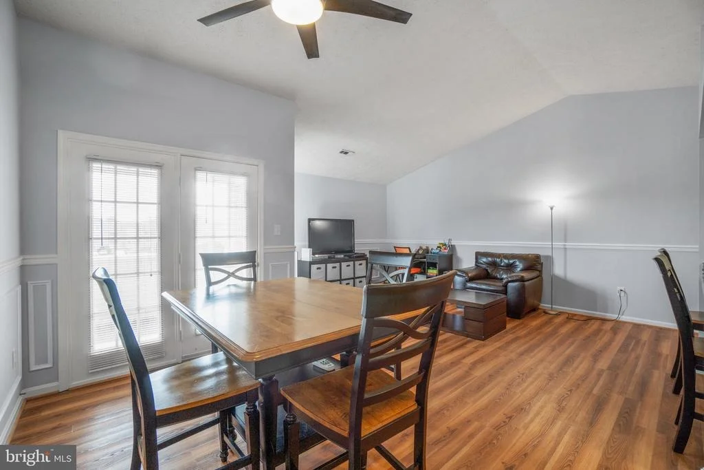 Photo of Unit 2D at 2157 WAINWRIGHT COURT