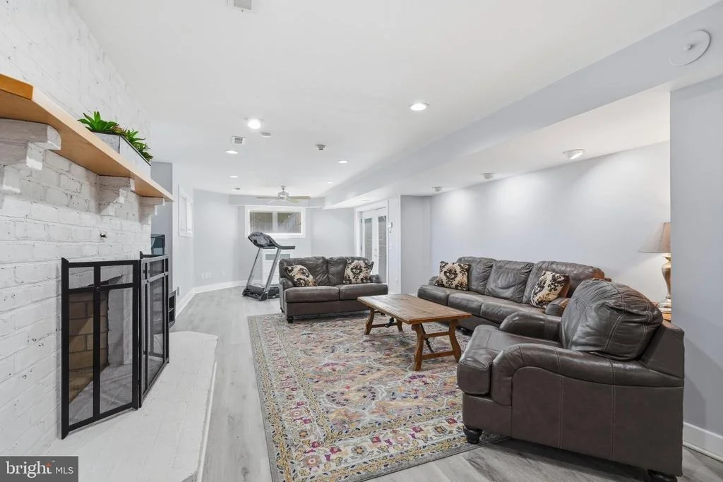 Photo of 6303 WINPENNY DRIVE
