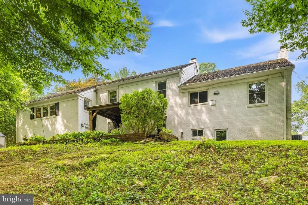 Photo of 5313 ATLEE PLACE