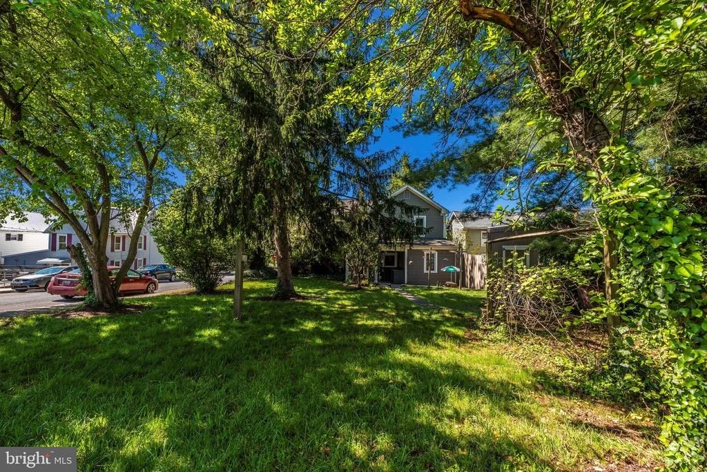 Photo of 403 WALNUT STREET