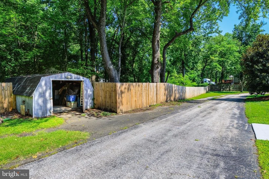Photo of 7301 WOODYARD ROAD