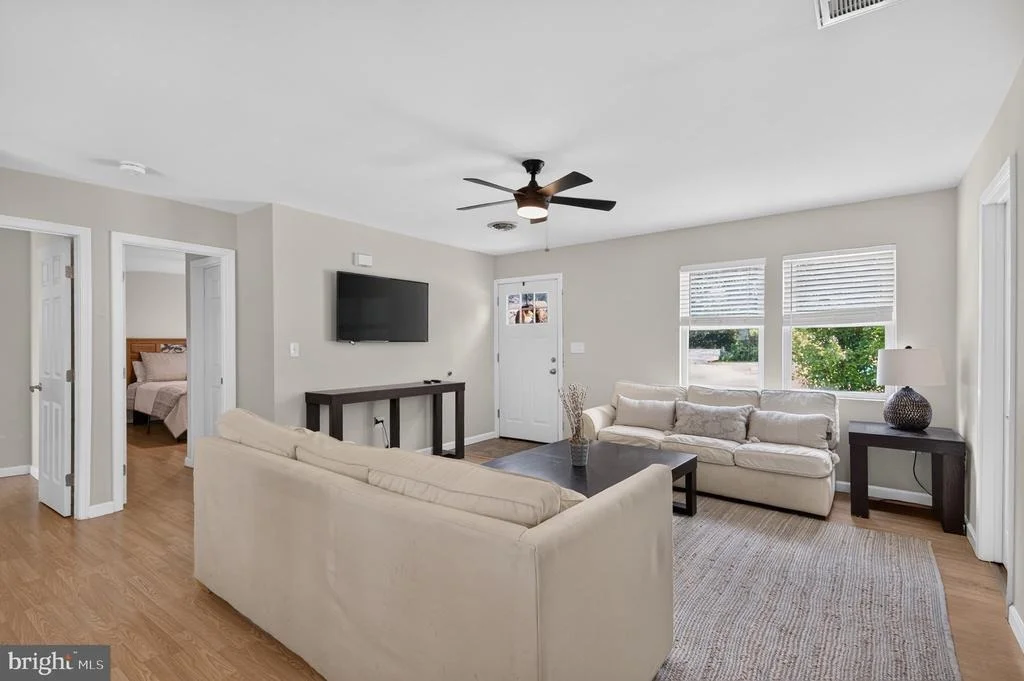 Photo of 1501 LAUREL DRIVE