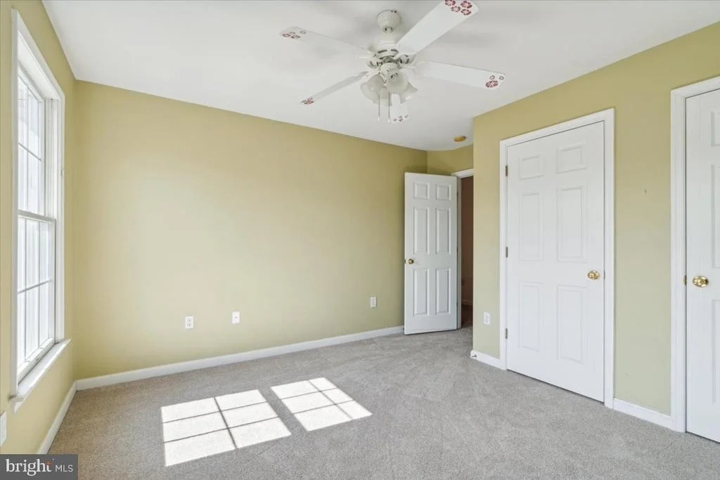Photo of 1037 LINDFIELD DRIVE