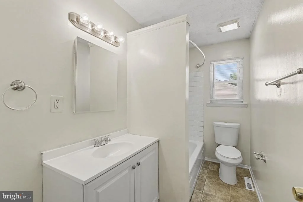 Photo of 3118 SWEETBAY DRIVE