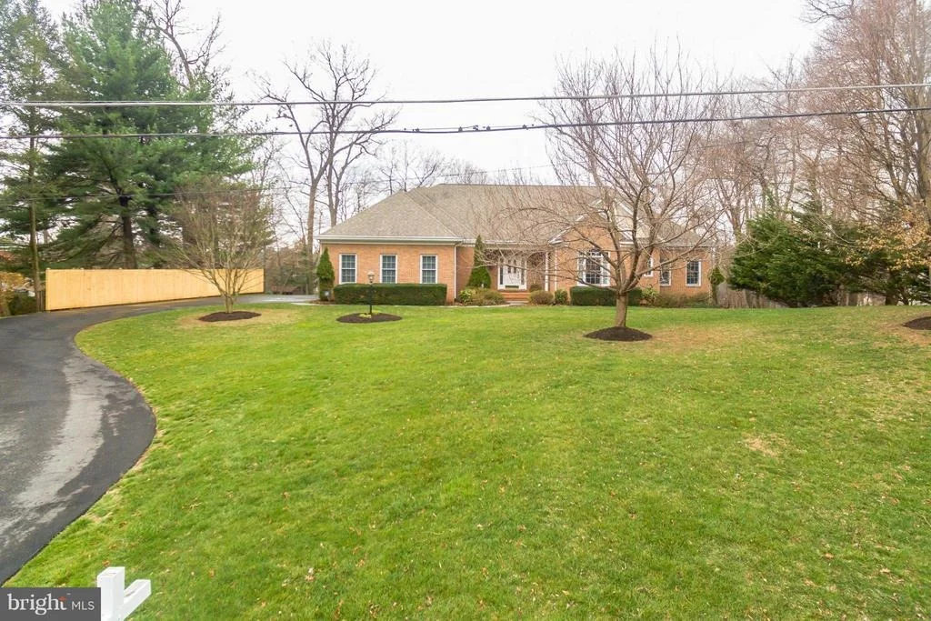Photo of 9504 EMORY GROVE ROAD