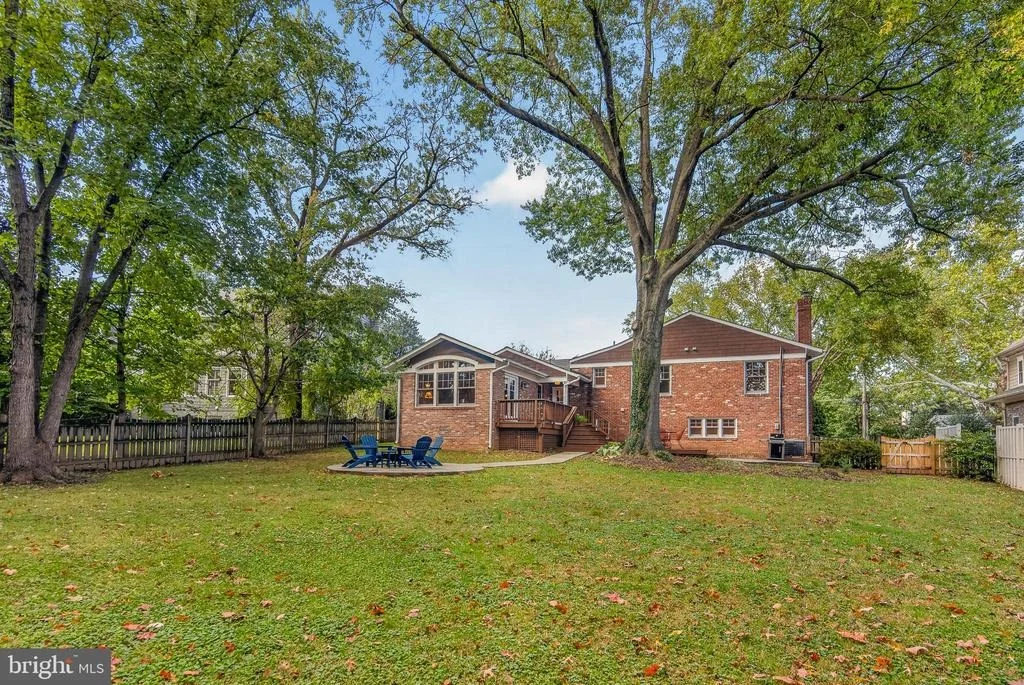 Photo of 6619 MELROSE DRIVE