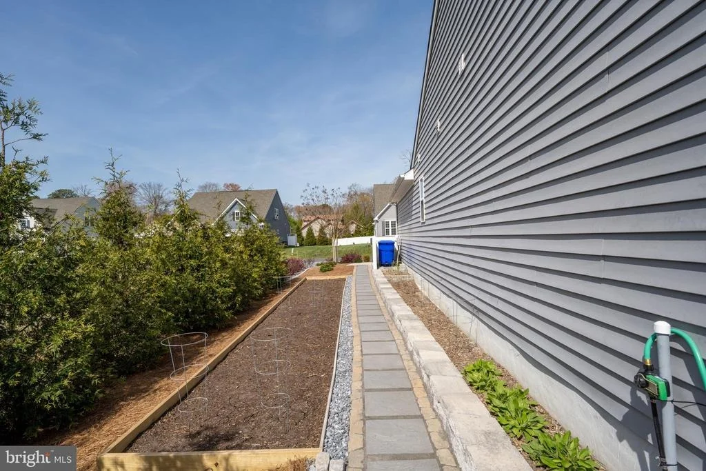 Photo of 33059 OGRE DRIVE