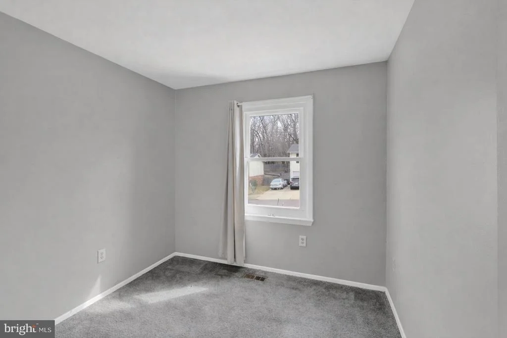 Photo of 4901 IVERSON PLACE