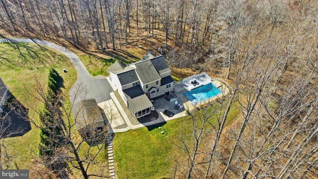 Photo of 7030 HUNTERLEIGH DRIVE