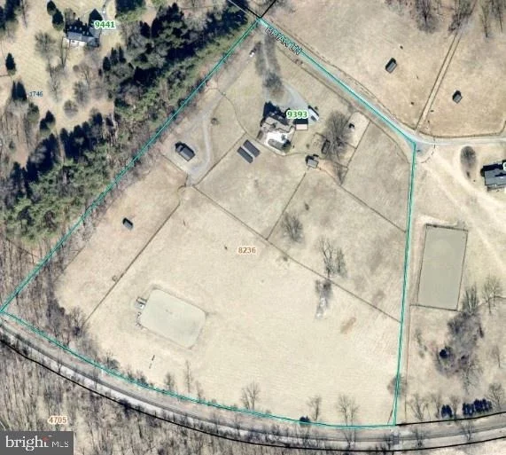 Photo of 9393 BRIAR LANE