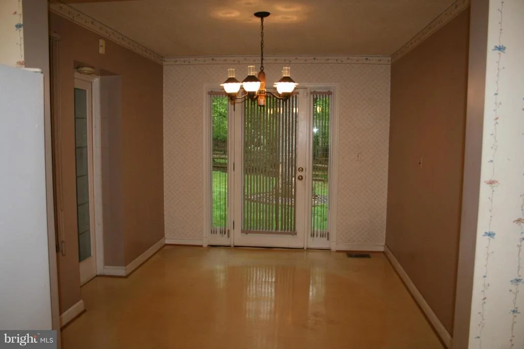 Photo of 916 COPLEY LANE