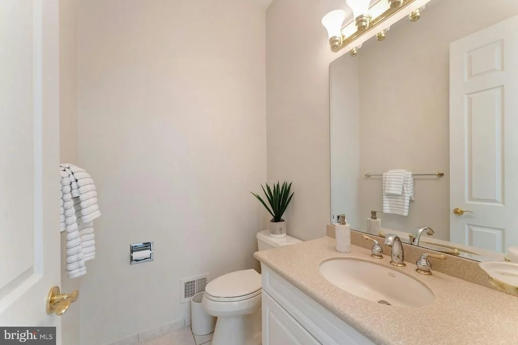 Photo of 40436 BEACON HILL DRIVE