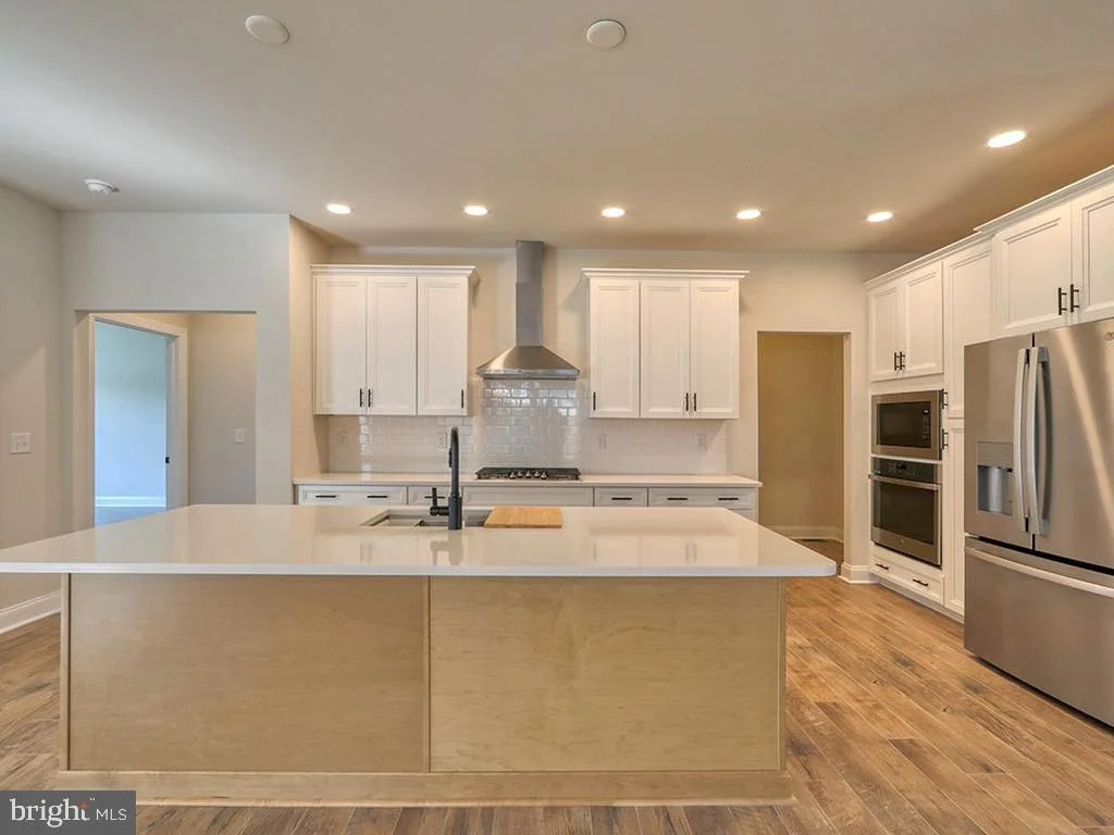 Photo of 33743 CATCHING COVE CT LOT 4