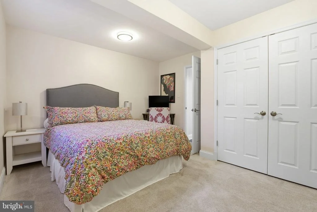 Photo of 214 PROVIDENCE ROAD
