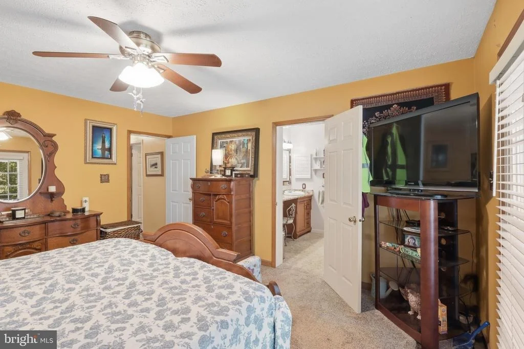 Photo of 24 SYDNEY CIRCLE