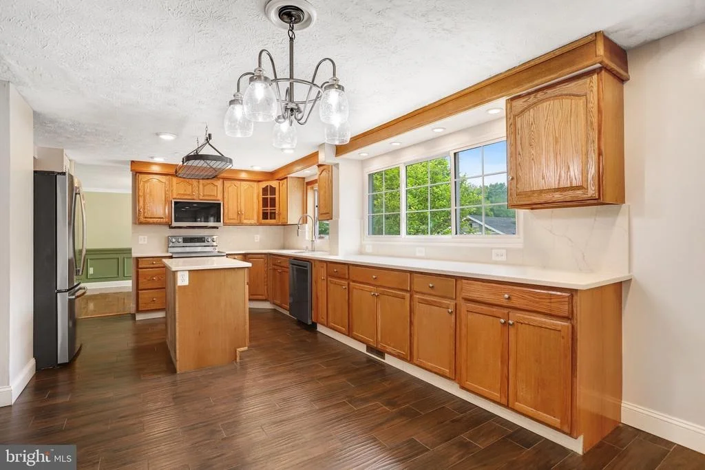 Photo of 12306 STREAMVALE CIRCLE