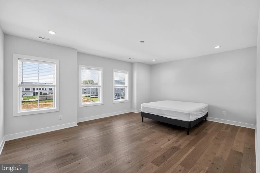 Photo of 127 ALROY ROAD