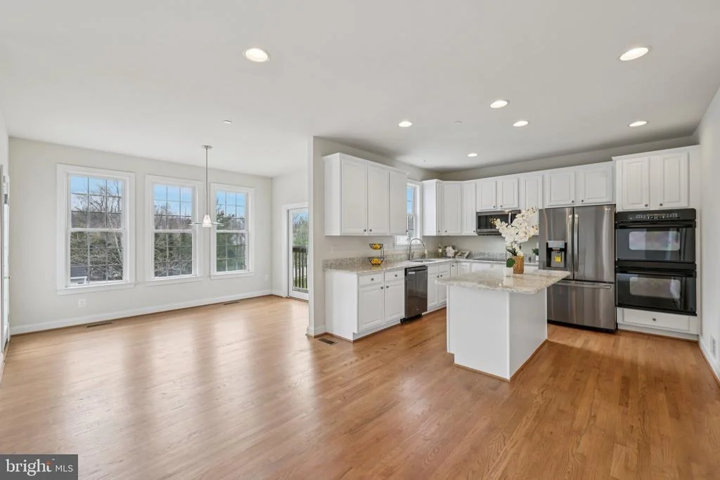 Photo of 1702 FIELDBROOK LANE