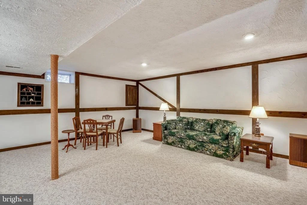 Photo of 9301 HUNTMASTER ROAD