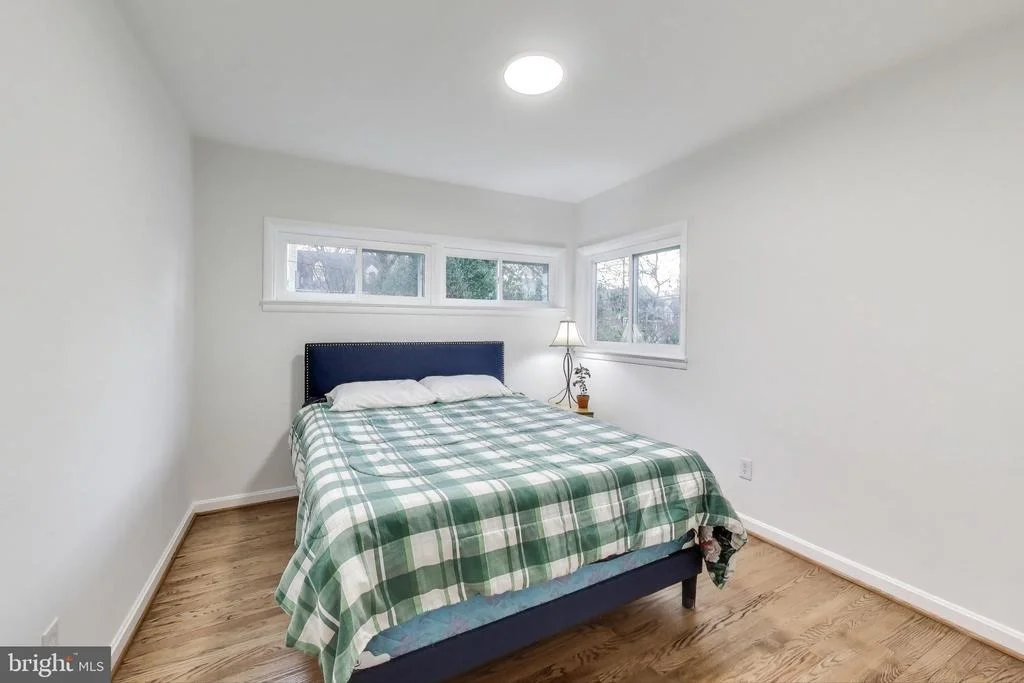 Photo of 11209 MIDVALE ROAD