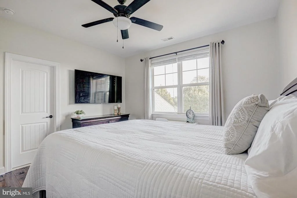 Photo of 1233 BUNKER HILL ROAD