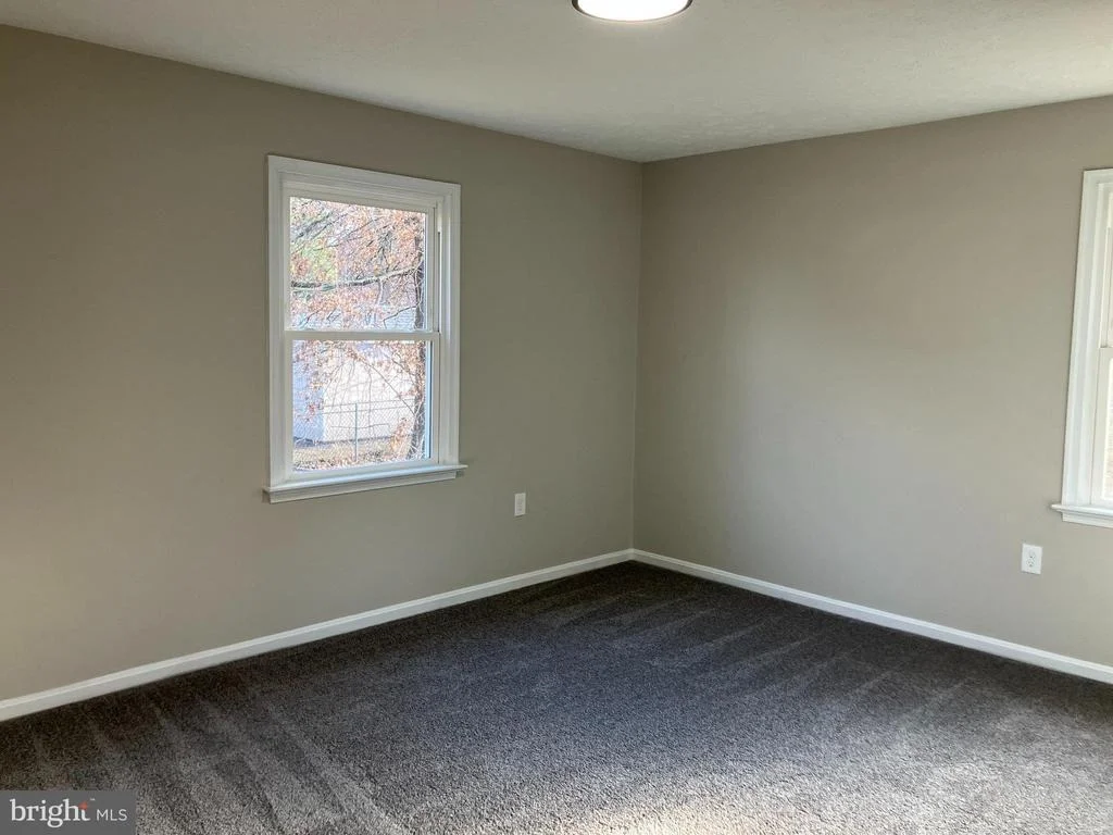 Photo of 114 BUCKINGHAM DRIVE