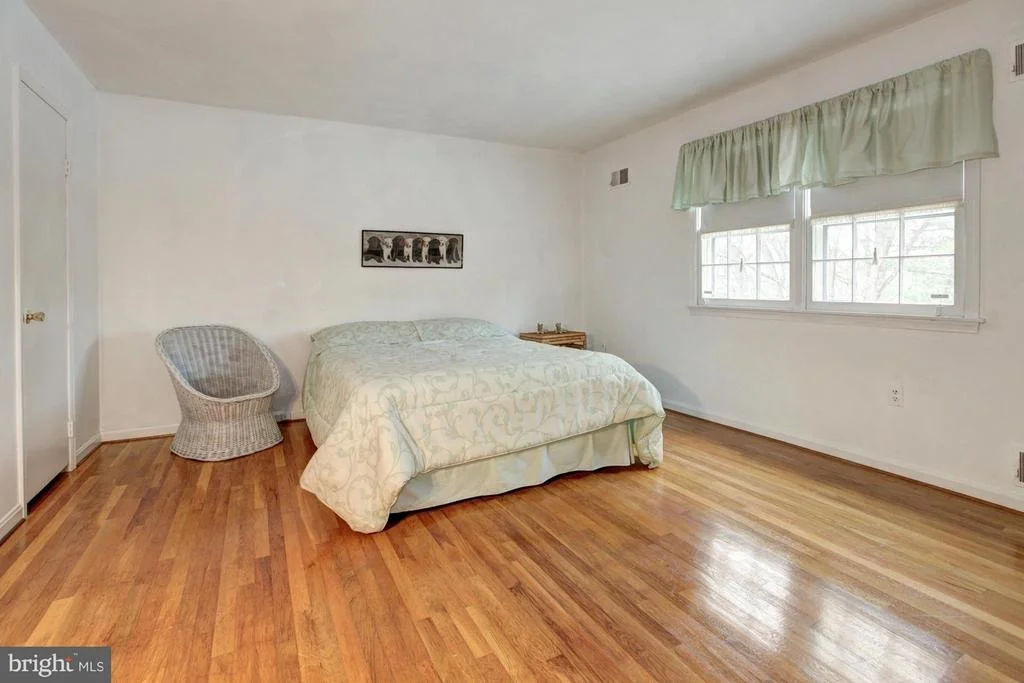 Photo of 15222 CENTERGATE DRIVE