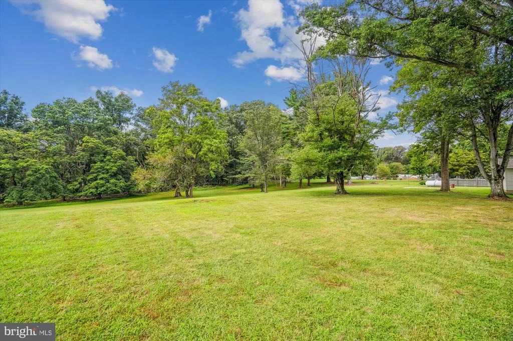Photo of 16808 NORBROOK DRIVE