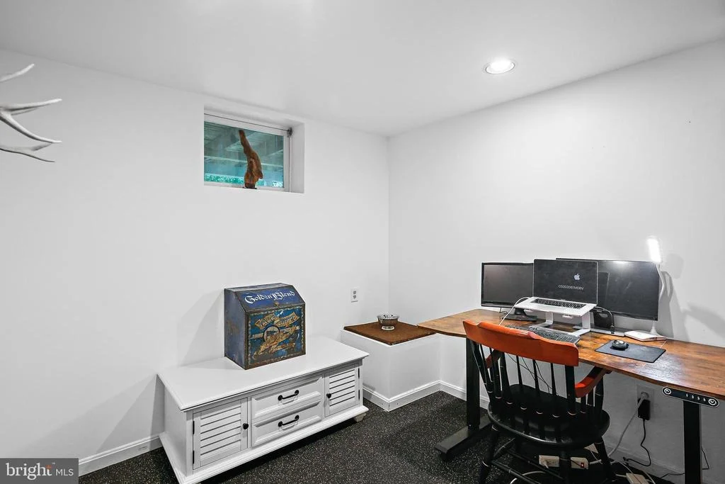 Photo of 6324 SUNHIGH PLACE