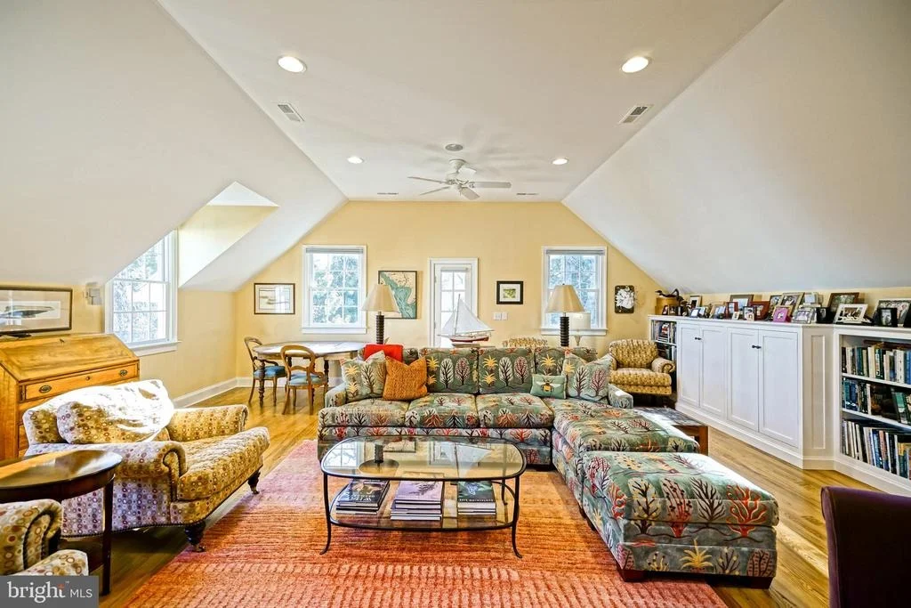 Photo of 558 PILOTTOWN ROAD