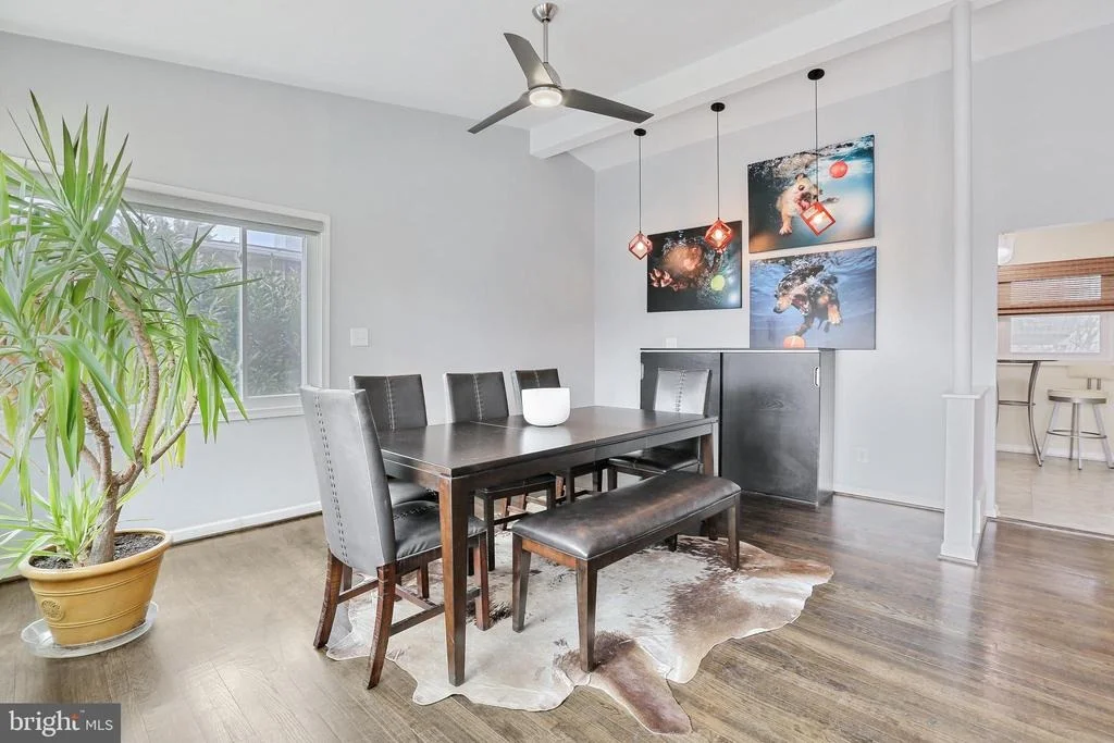 Photo of 2411 SYLVALE ROAD